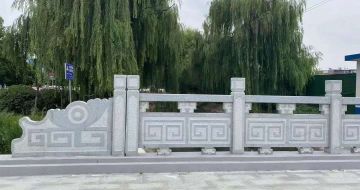 贵港 芝麻灰桥栏杆、河道栏杆安装效果