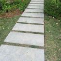 贵港 芝麻黑小区踏步、汀步石铺装效果