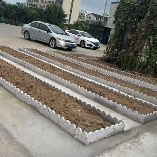 贵港 花边石、花围石、花园石安装效果