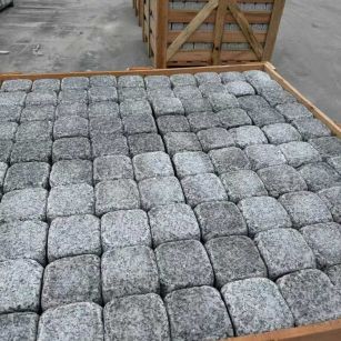 贵港 园林景观滚石