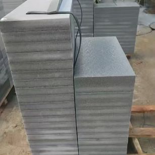 贵港 芝麻灰火烧面300*600*50地铺石材