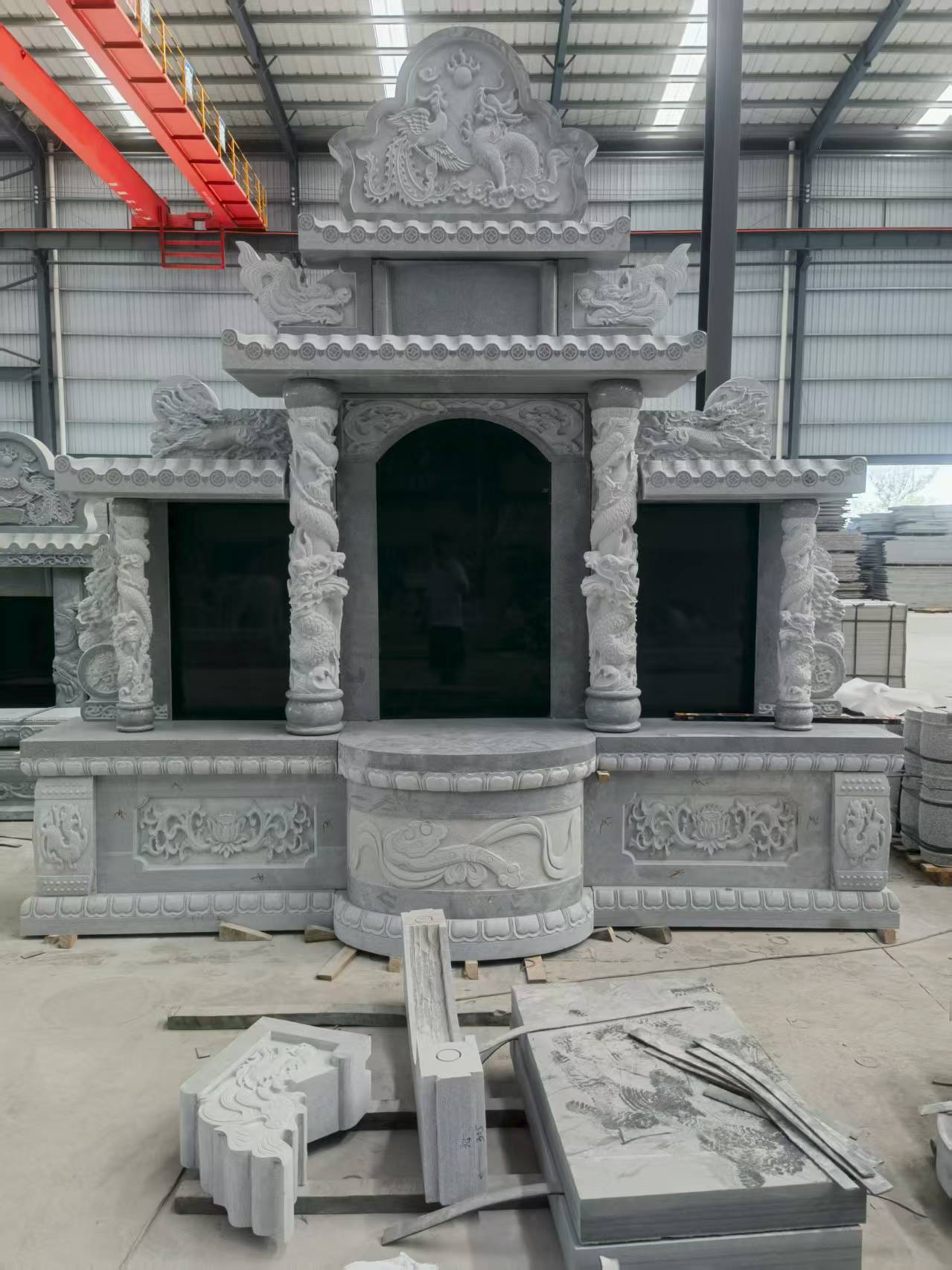 贵港 芝麻灰高档墓碑，土墓，可定制