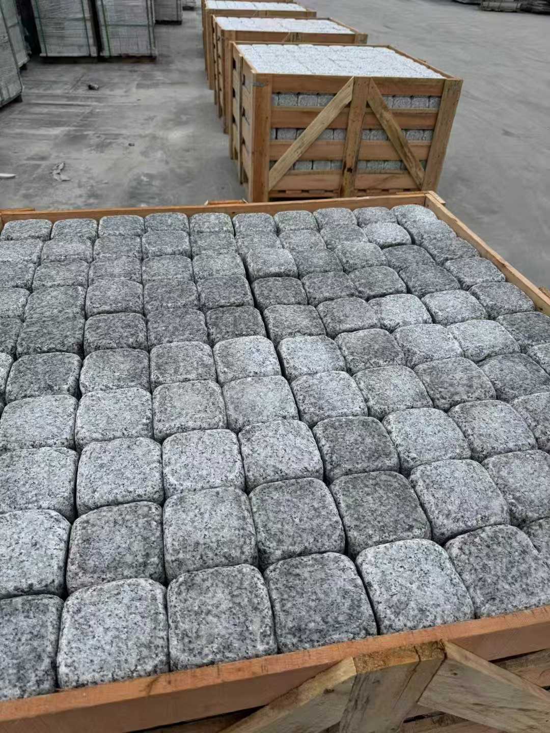 贵港 园林景观滚石