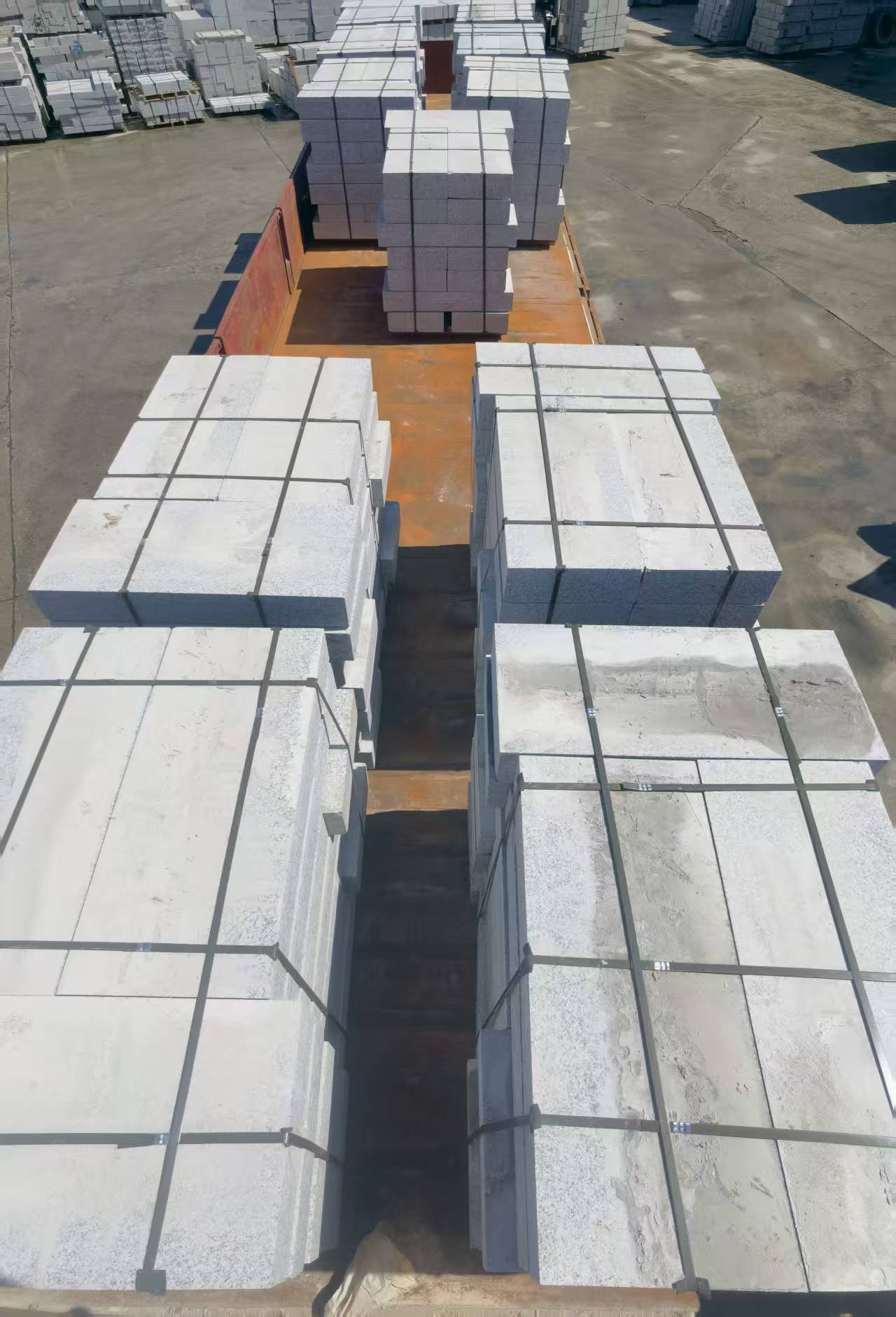 贵港 路沿石装车出货