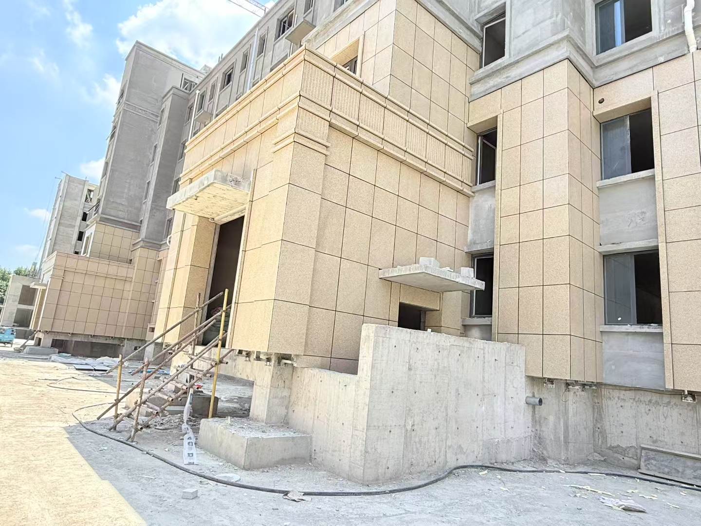 贵港 黄金麻干挂，工地实拍